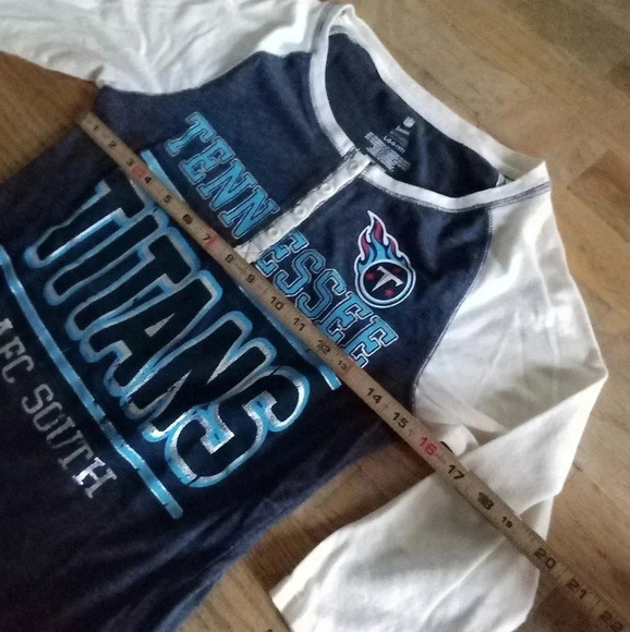Tennessee Titans Blue Long Sleeve Henley Up Shirt Teens Large 11/13 - Picture 4 of 9